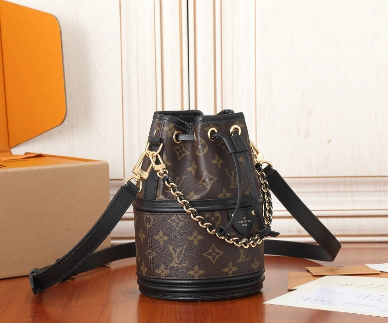 LV Bucket Bags 4233H-2122