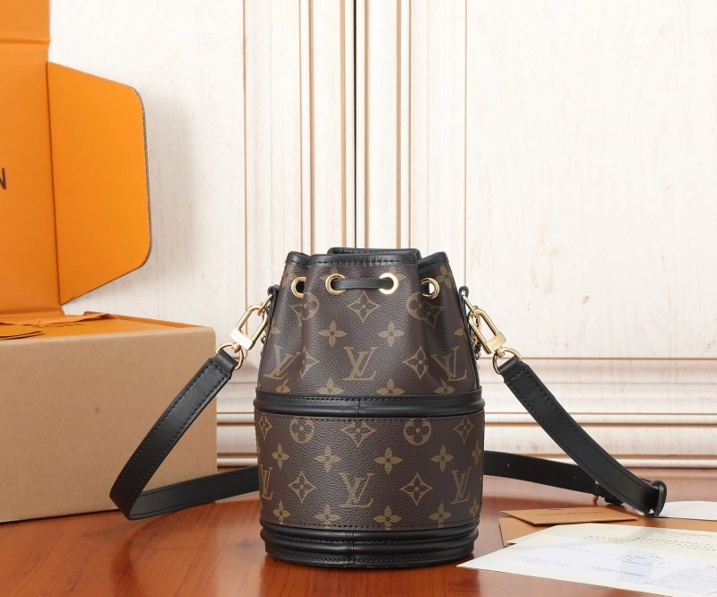 LV Bucket Bags 4233H-2122