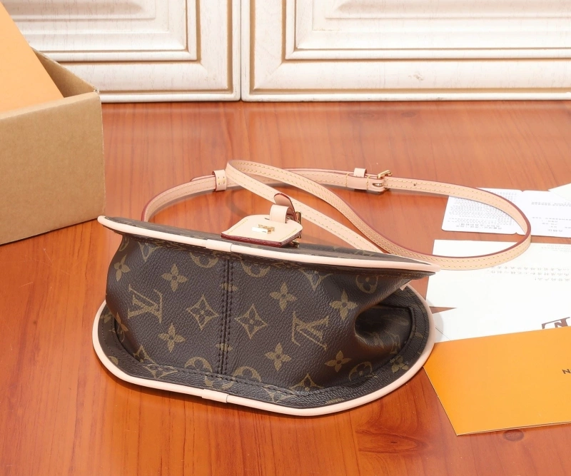 LV Round Bags 4233H-2123