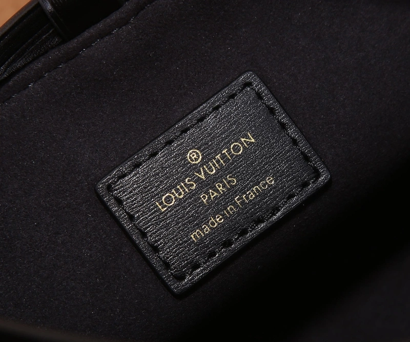 LV Bucket Bags 4233H-2128