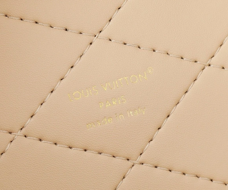 LV Round Bags 4233H-2142