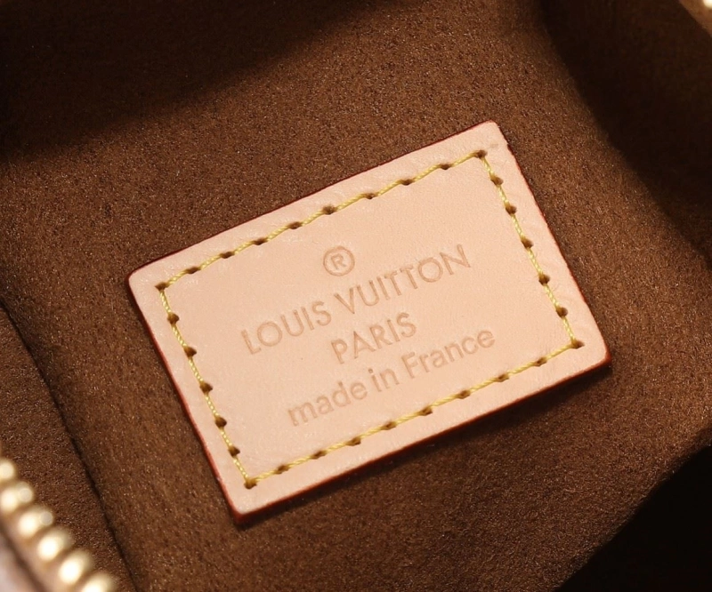 LV Box Bags 4233H-2144