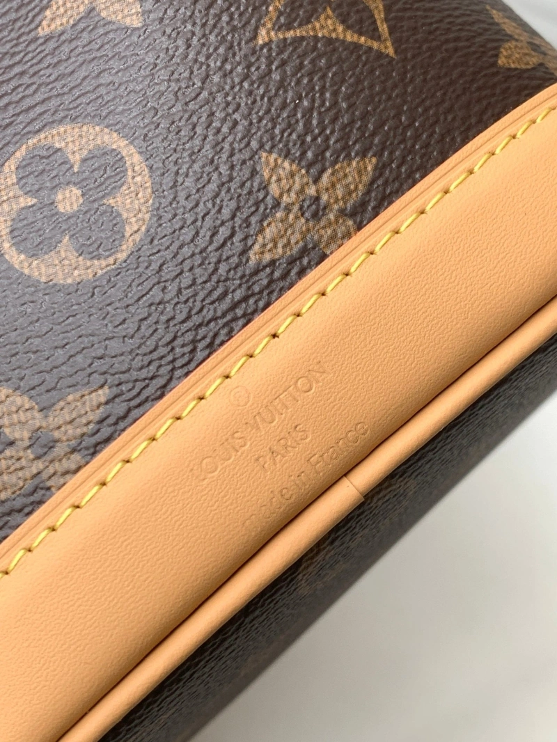 LV Bucket Bags 4233H-2245