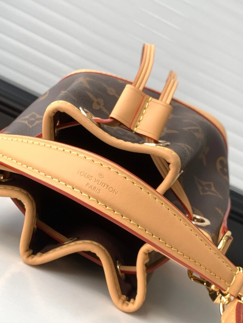 LV Bucket Bags 4233H-2245
