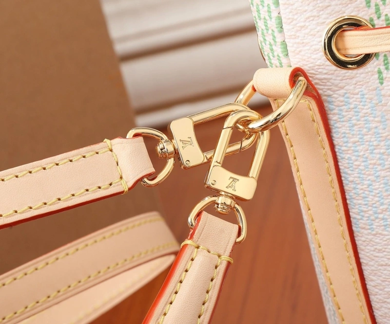 LV Bucket Bags 4233H-2264