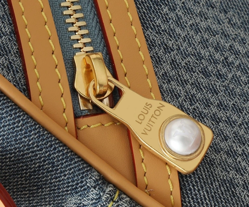 LV Box Bags 4233H-2286