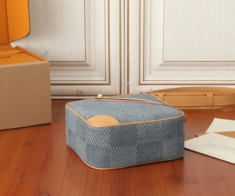 LV Box Bags 4233H-2286