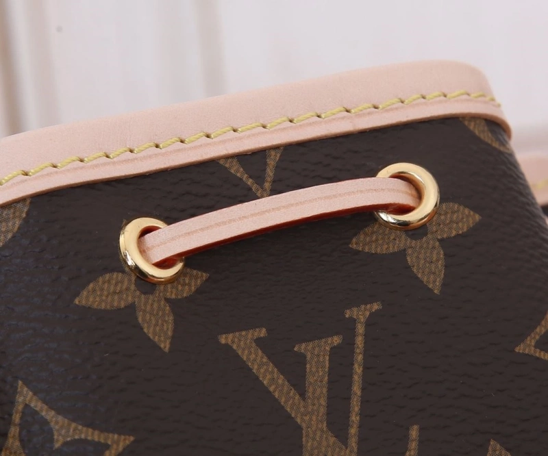 LV Bucket Bags 4233H-2334