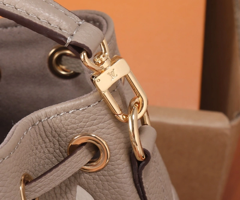 LV Bucket Bags 4233H-2337