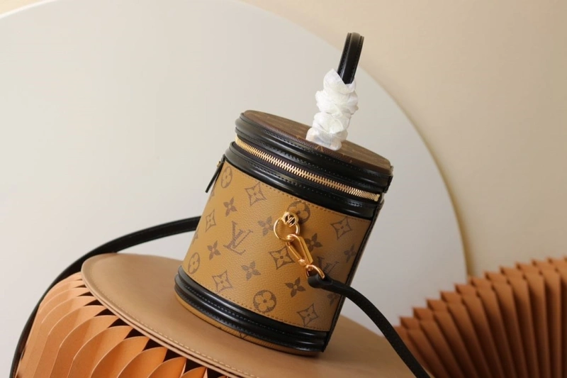 LV Round Bags 4233H-2409