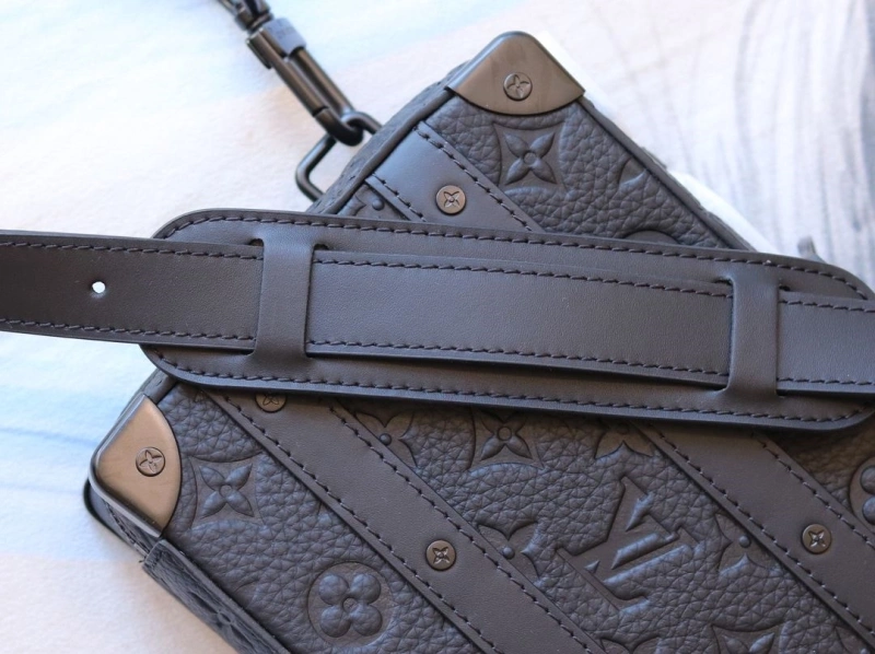 LV Box Bags 4233H-2441