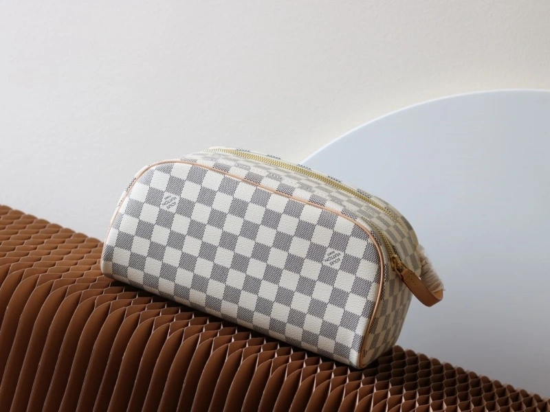LV Cosmetic Bags 4233H-2457