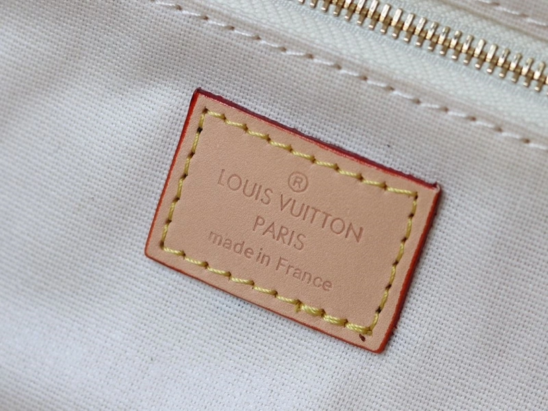 LV Cosmetic Bags 4233H-2457