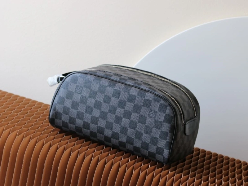 LV Cosmetic Bags 4233H-2458