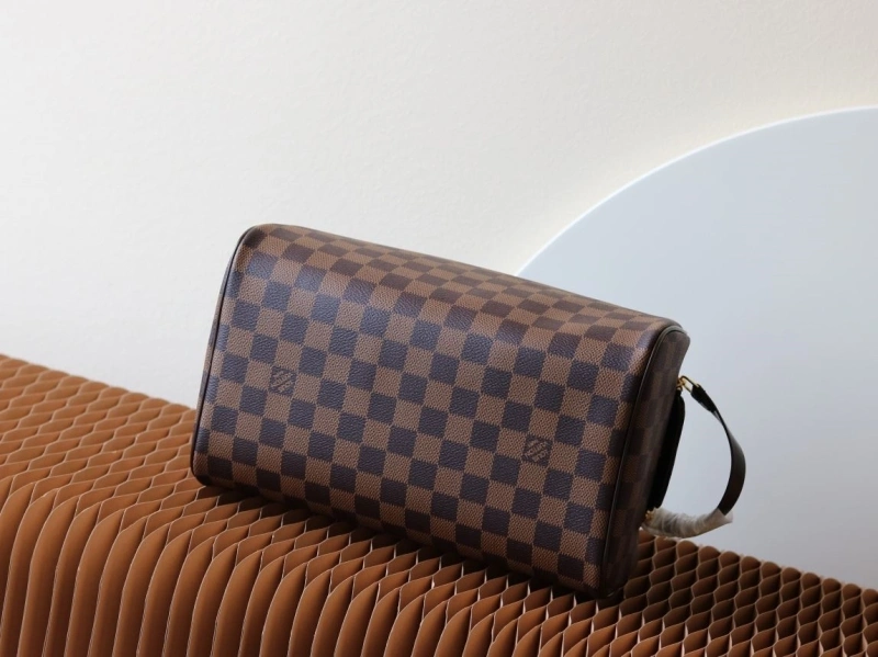 LV Cosmetic Bags 4233H-2460