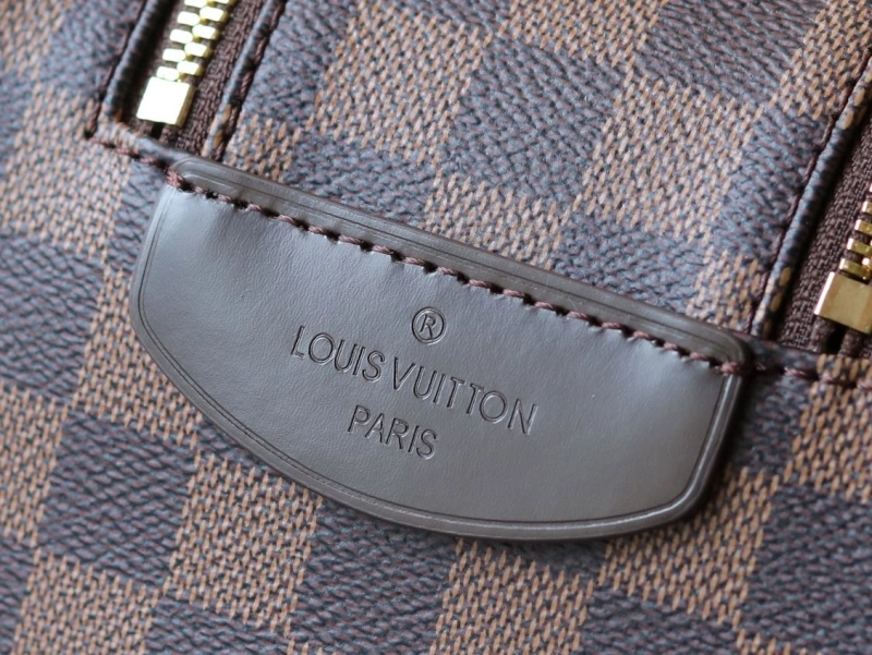 LV Cosmetic Bags 4233H-2460