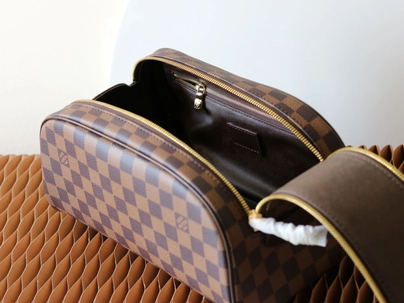 LV Cosmetic Bags 4233H-2460