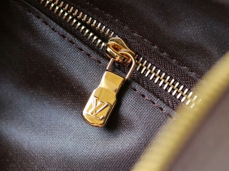 LV Cosmetic Bags 4233H-2460