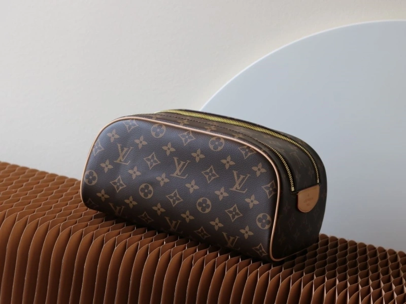 LV Cosmetic Bags 4233H-2461