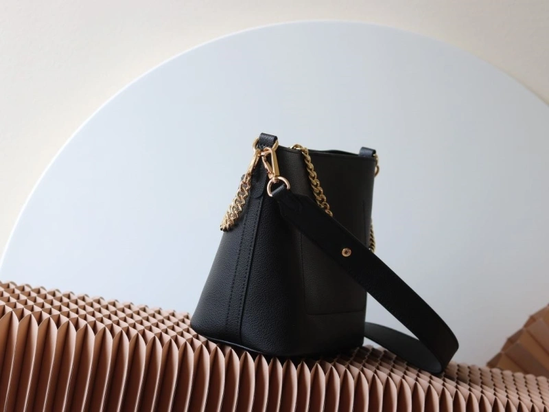 LV Bucket Bags 4233H-2513