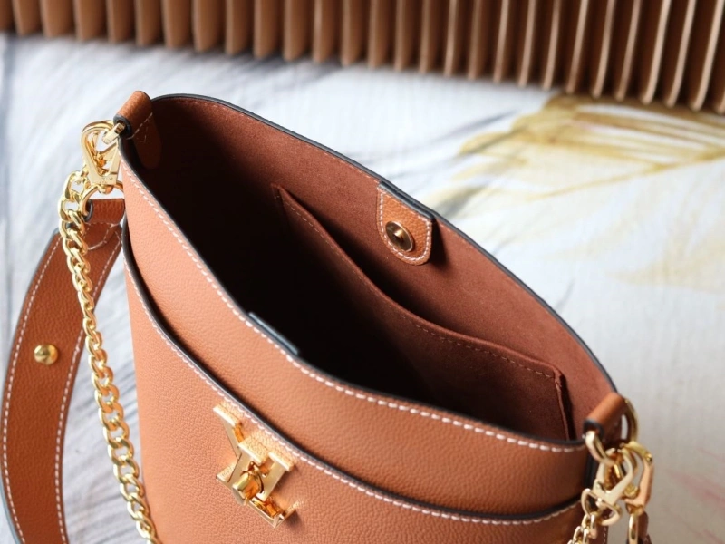 LV Bucket Bags 4233H-2514