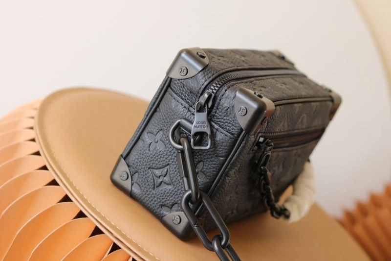 LV Box Bags 4233H-2517