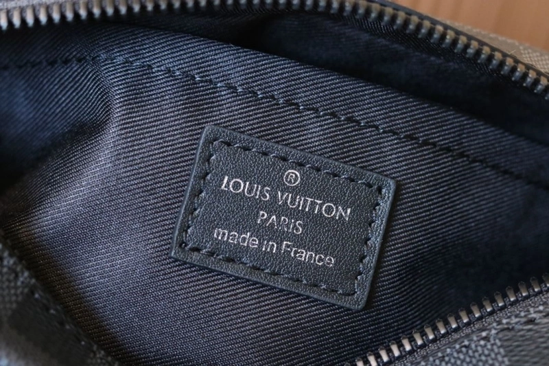 LV Box Bags 4233H-2518