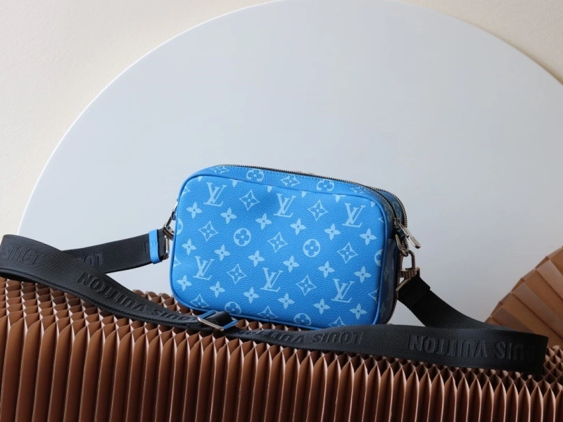 LV Satchel bags 4233H-2522