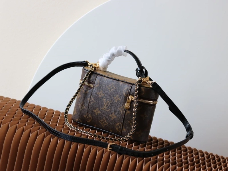 LV Cosmetic Bags 4233H-2526
