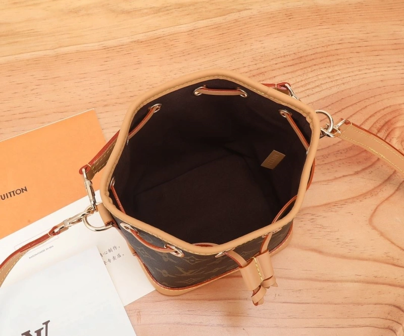 LV Bucket Bags 4233H-2588
