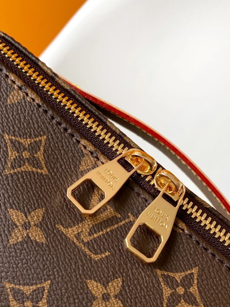 LV Cosmetic Bags 4233H-2644