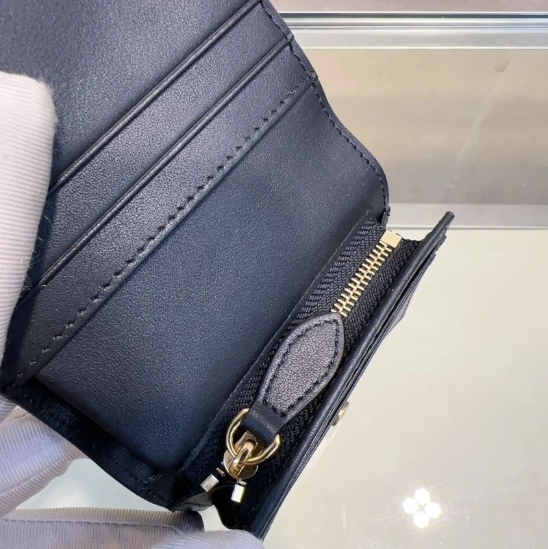 Bv*b*rry wallets 4237c-0066