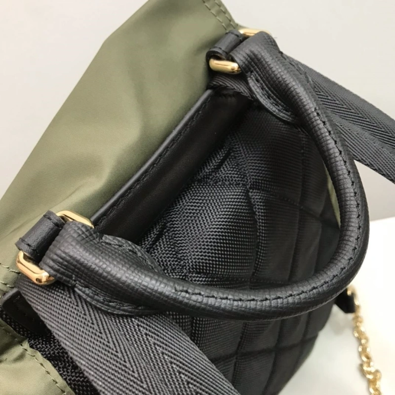 Bv*b*rry backpacks 4237f-0051