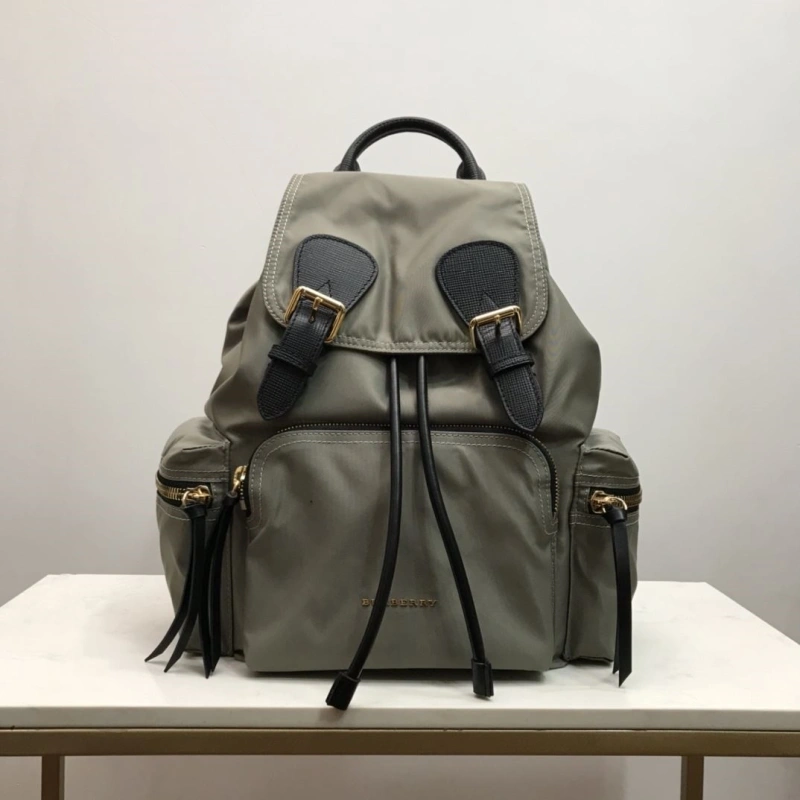 Bv*b*rry backpacks 4237f-0054