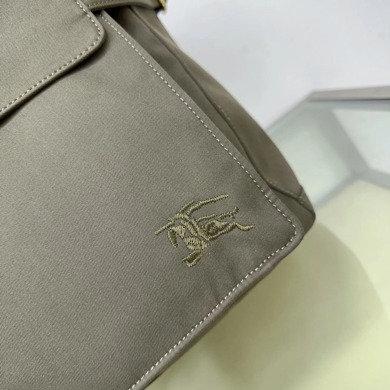 Bv*b*rry backpacks 4237f-0059