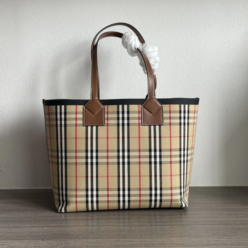 Bv*b*rry shopping bags 4237f-0093