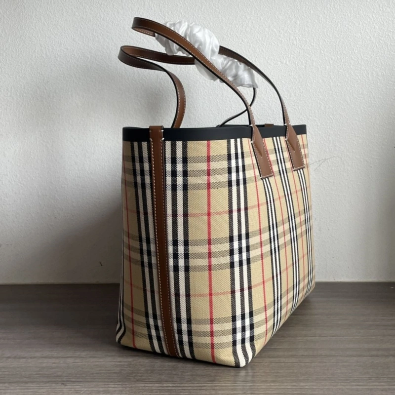 Bv*b*rry shopping bags 4237f-0093
