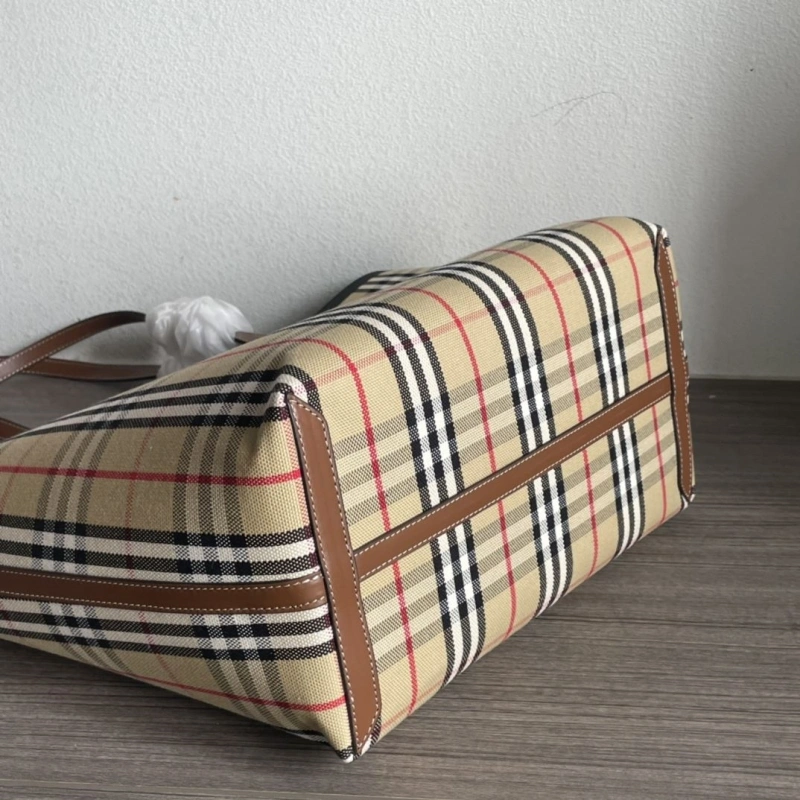 Bv*b*rry shopping bags 4237f-0093