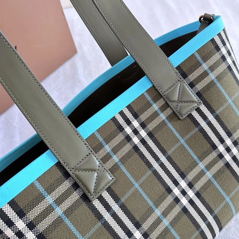 Bv*b*rry shopping bags 4237f-0094
