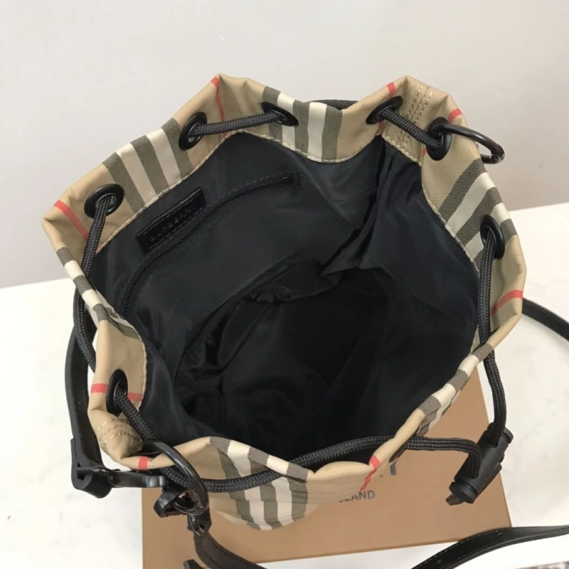 Bv*b*rry bucket bags 4237f-0111