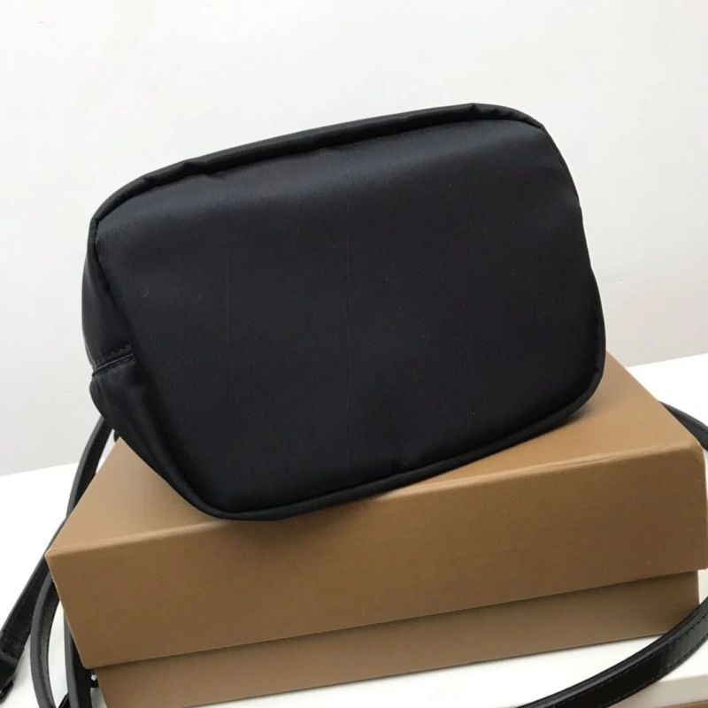 Bv*b*rry bucket bags 4237f-0112
