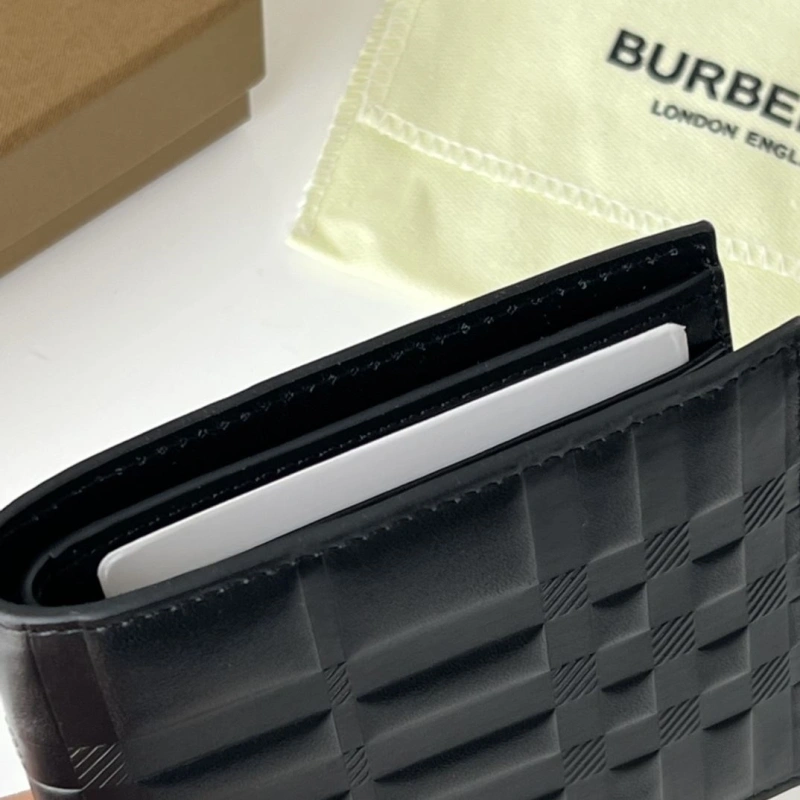 Bv*b*rry wallets 4237f-0119