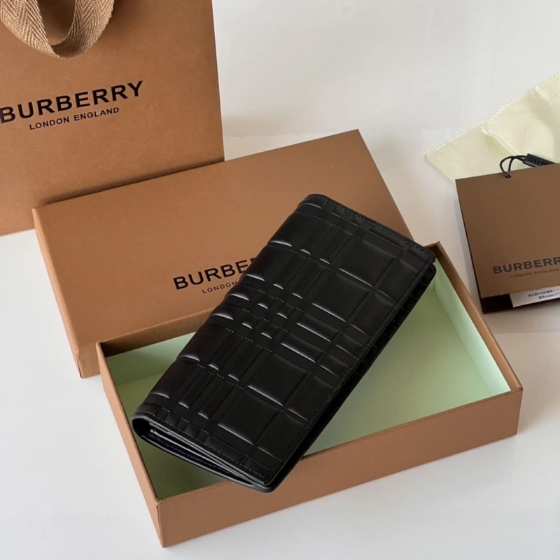 Bv*b*rry wallets 4237f-0120