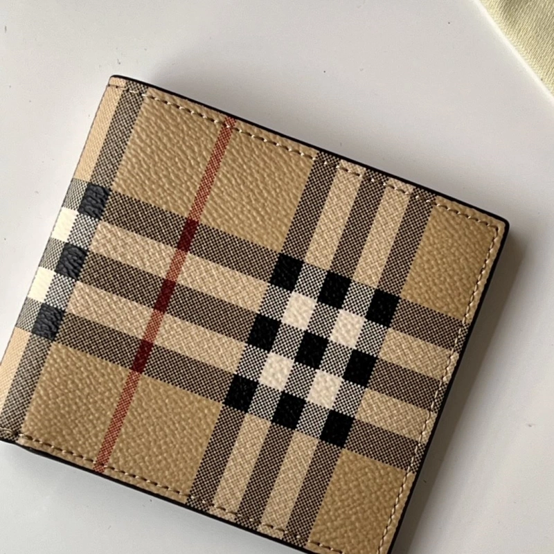 Bv*b*rry wallets 4237f-0122