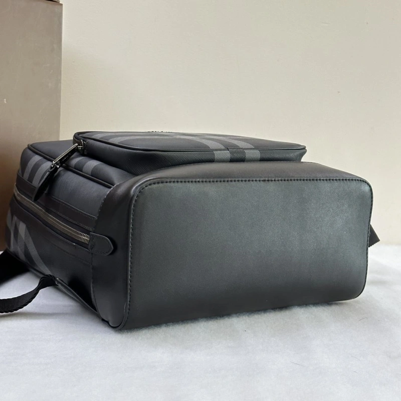 Bv*b*rry backpacks 4237f-0135
