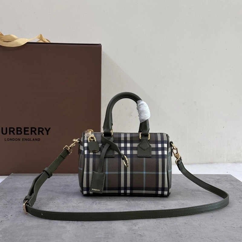Bv*b*rry speedy bags 4237f-0139
