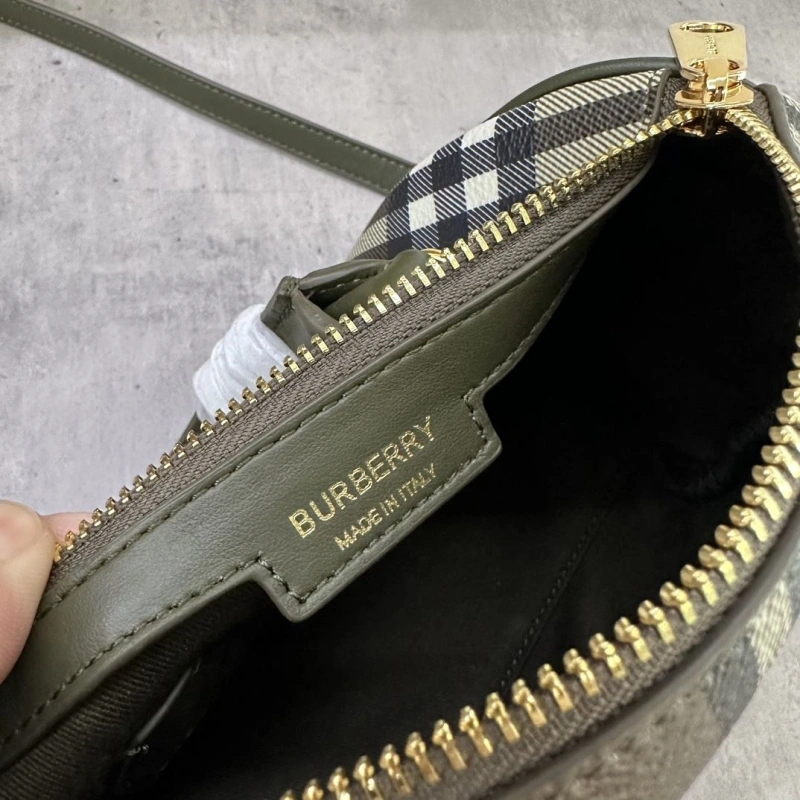 Bv*b*rry speedy bags 4237f-0139