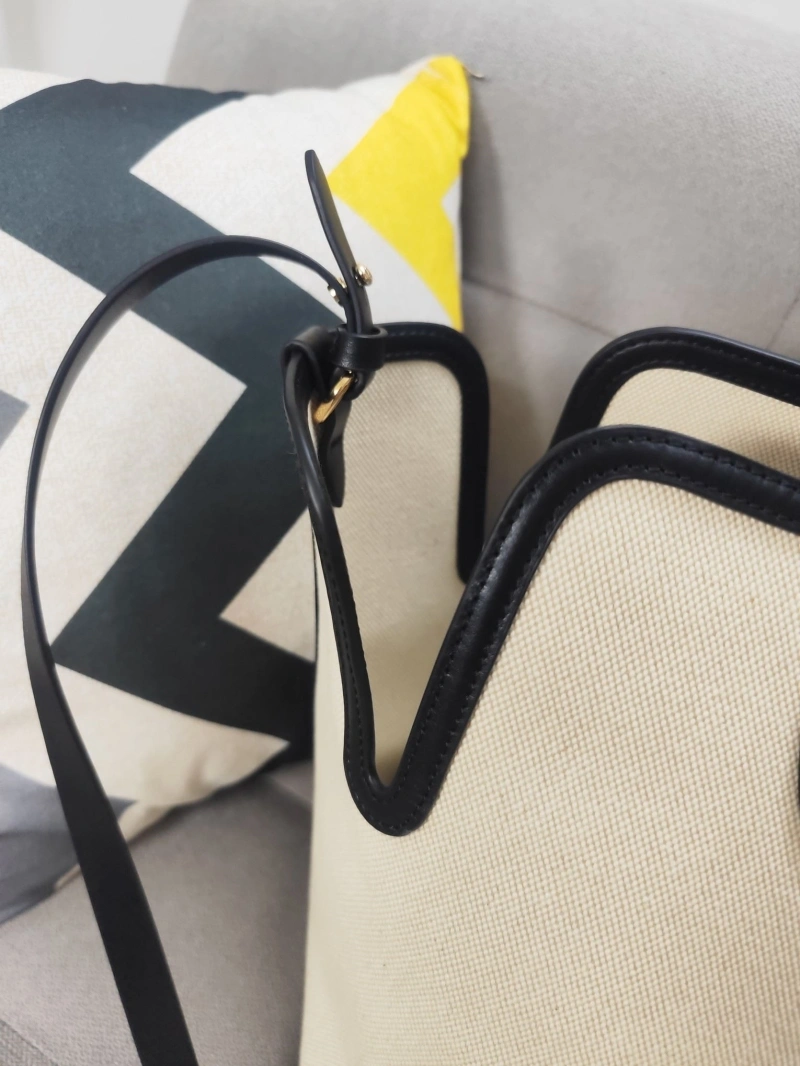 Bv*b*rry top handle bags 4237f-0148