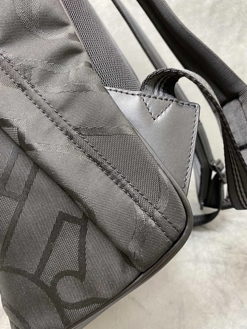 Bv*b*rry backpacks 4237f-0174