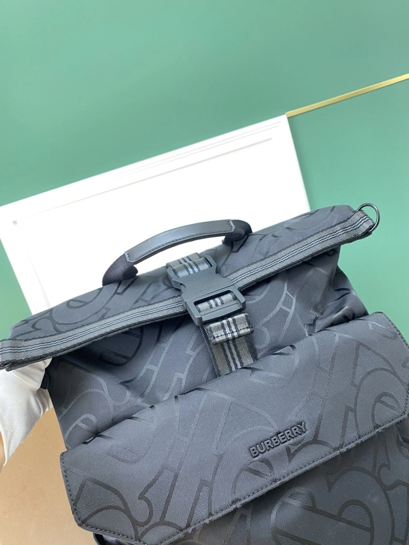 Bv*b*rry backpacks 4237f-0176